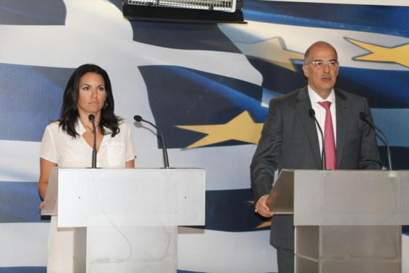 06/08/2014: Συνάντηση της Υπουργού Τουρισμού κυρίας Όλγας Κεφαλογιάννη με τον Υπουργό Ανάπτυξης και Ανταγωνιστικότητας κύριο Νικό Δένδια
