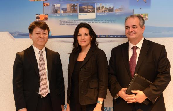 16/10/2014: Συμφωνία με την Samsung για προβολή του ελληνικού τουρισμού